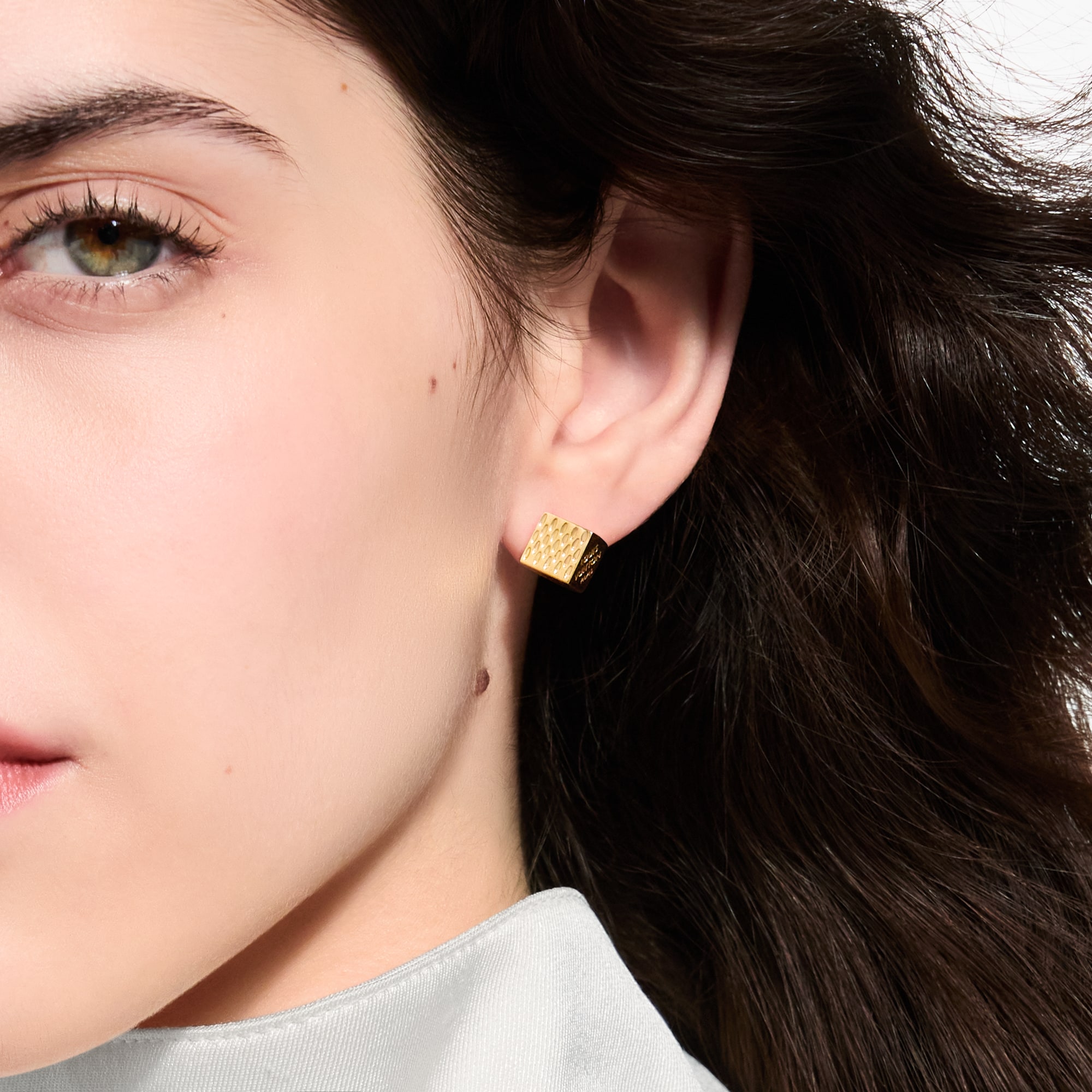 LV Cube Earrings S00 - Women - Fashion Jewelry | LOUIS VUITTON ®